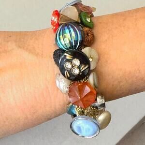 Vintage Button Bracelet Colorful Mixed Buttons & Beads on Gold Crochet Base 43g